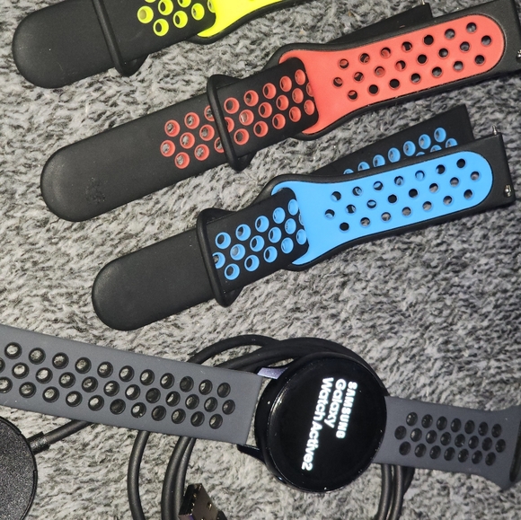 Samsung Galaxy wear active 2 - Picture 1 of 4